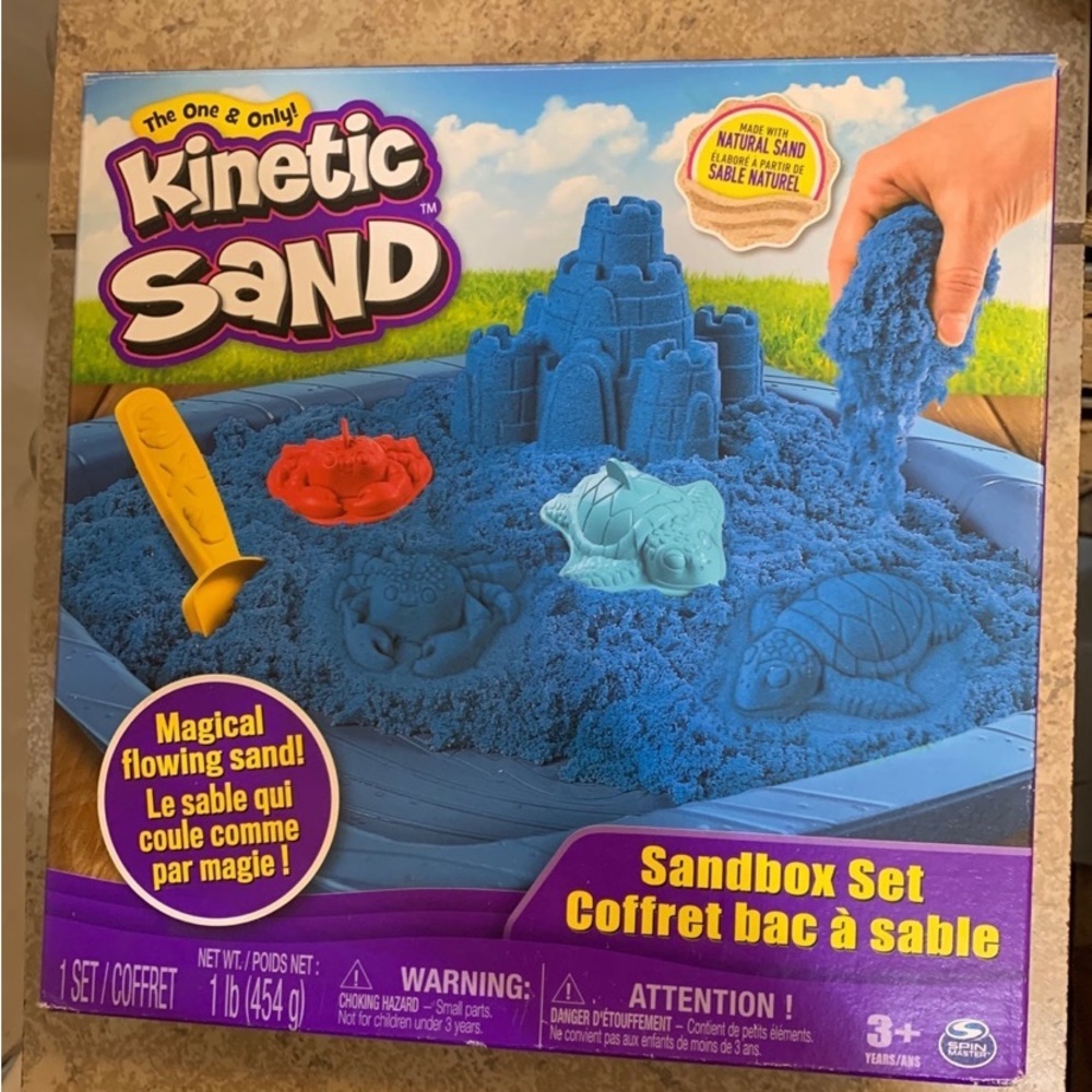 Kinetic Sand Sandbox Set